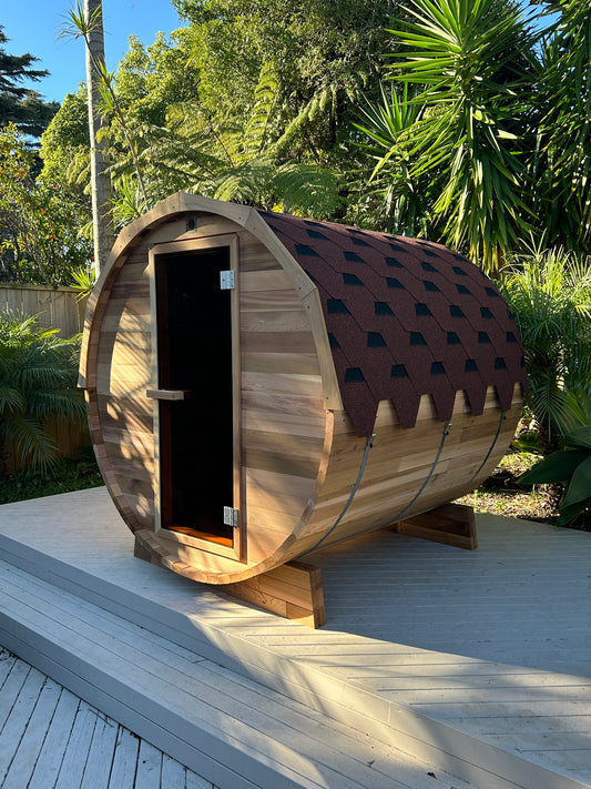 The salt 4-Person Cedar Sauna
